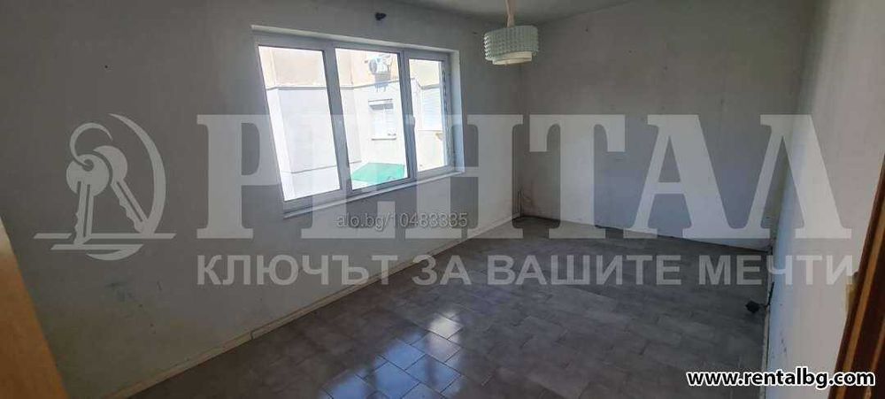 Продава се Тристаен апартамент в Пловдив, Кючук Париж - 105 кв.м за 1048 €/кв.м - Снимка #6