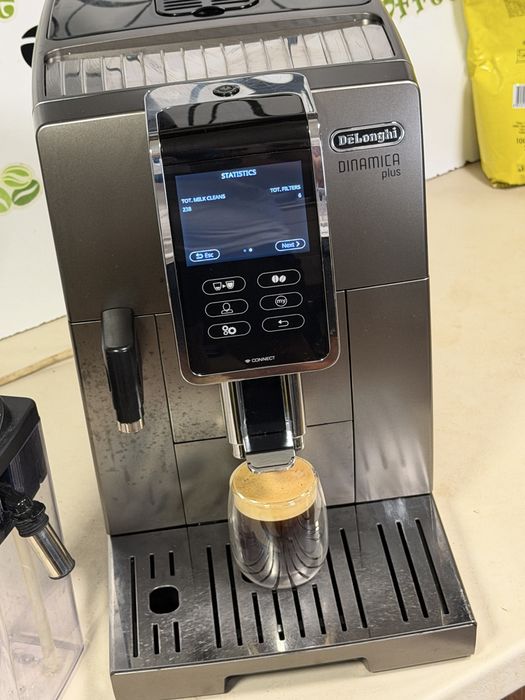 Кафемашина кафе автомат delonghi dinamica plus Bluetooth с гаранция