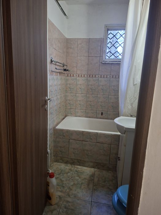 Vând apartament 3 camere