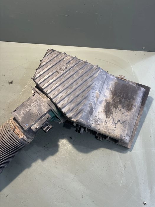 Debitmetru aer Volkswagen VW Passat 2002 1.9 TDI MT (101 hp)