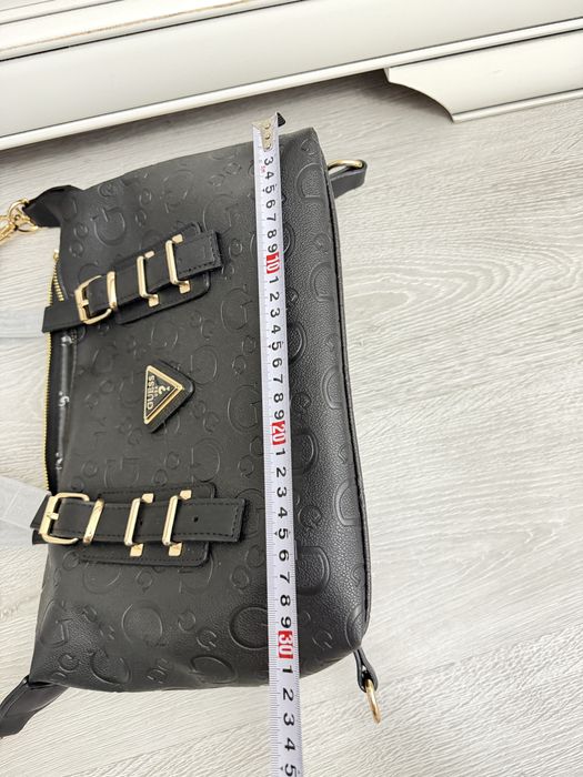 Geanta Guess 30x21