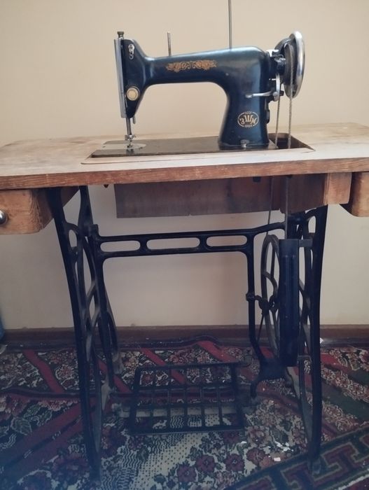 Швейная машинка ОРША - ЗШМ бССР