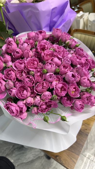 Кустовые розы 31шт
