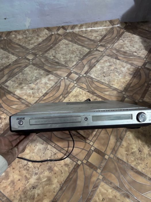 Телевизоры и магнитофоны к ним