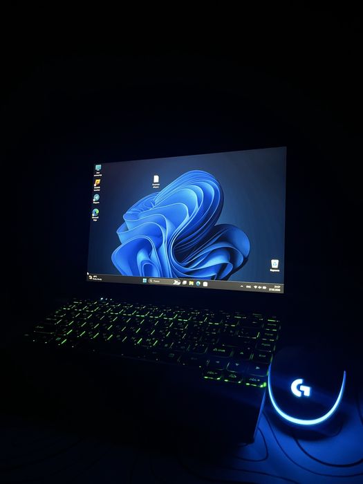 Продам ноутбук новый