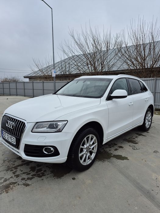Vând Audi Q5 2013