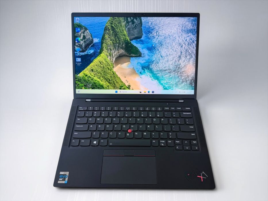 КАТО НОВ! Лаптоп Lenovo ThinkPad X1 Carbon Gen 9 14" FHD i7-1165G7 16RAM 512GB Iris Xe Graphics Гаранция!