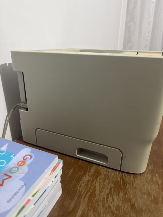 Imprimanta hp laserjet p2014