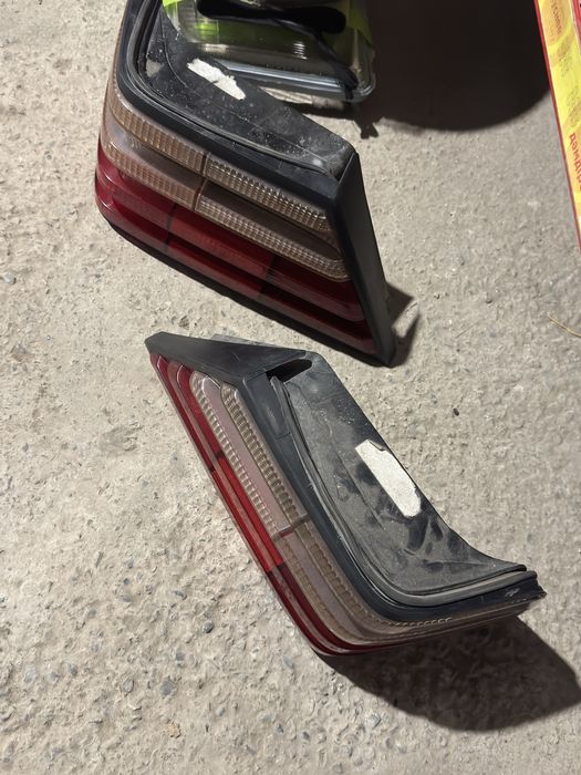 Фары 124 малина оригинал задние