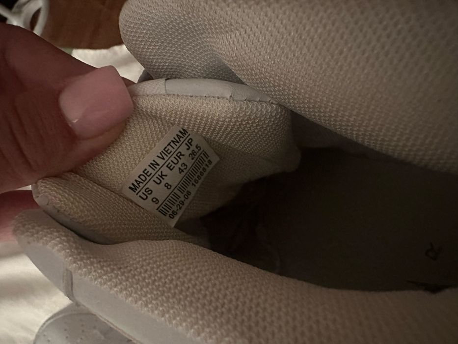 Кроссовки Nike новые