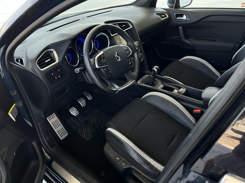 Citroën DS4 2013 / NAVI / Масаж на седалките