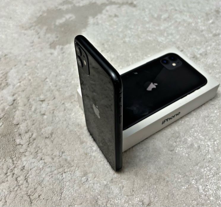  iPhone 11 /64GB/ akb 79%