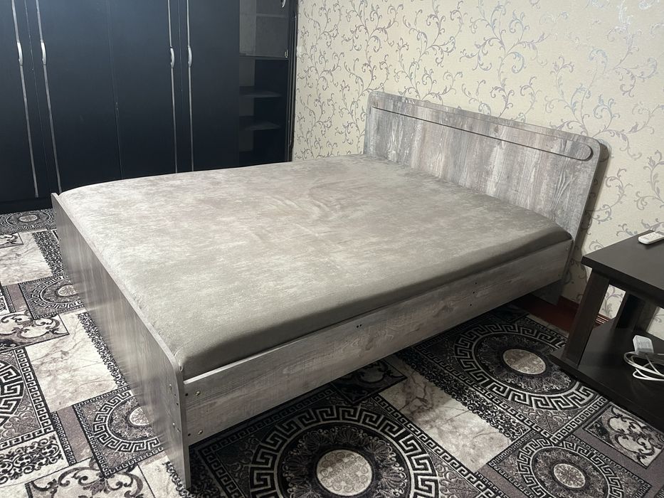 Продам кровать двух спальную