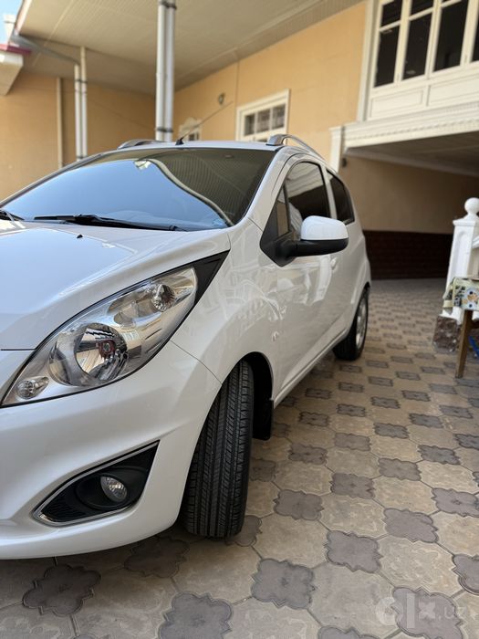 Spark 2022 4-pozitsiya Elegant Plus Avtomat karobka srochna sotiladi