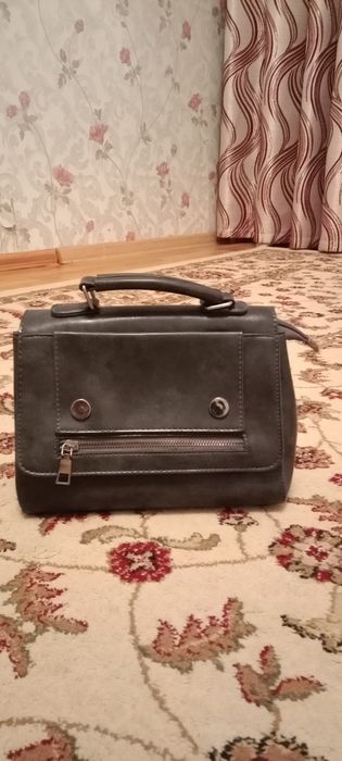 Продаются сумки женские