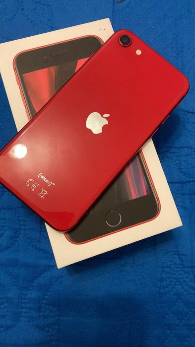 Продам iPhone CE 2020.