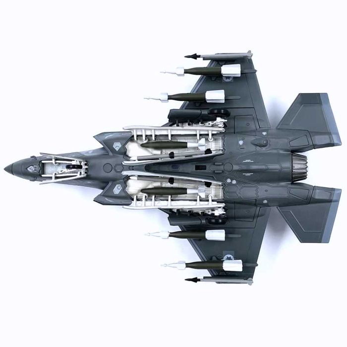 Macheta avion metalica F-35I Lightning II scara 1:72 22cm