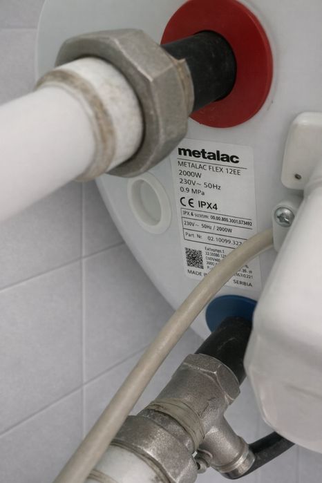 Продам бойлер 50литров