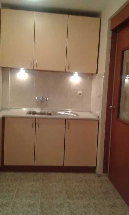 Дава се под наем Двустаен апартамент в София, Иван Вазов - 63 кв.м за 460 € - Снимка #2