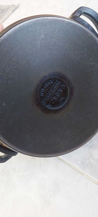 Казан и сковорода. Чашка. . Форма для выпечки Бу