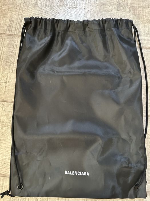 Balenciaga track beige