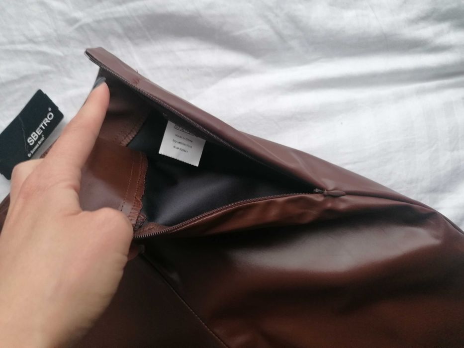 Pantaloni imitație noi S