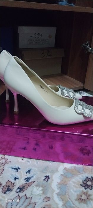 Туфли бежевый или айвари