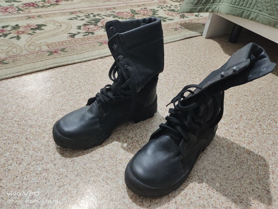 Продам Военый Форму и Берцы