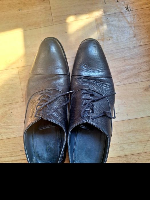 Мужские черные туфли