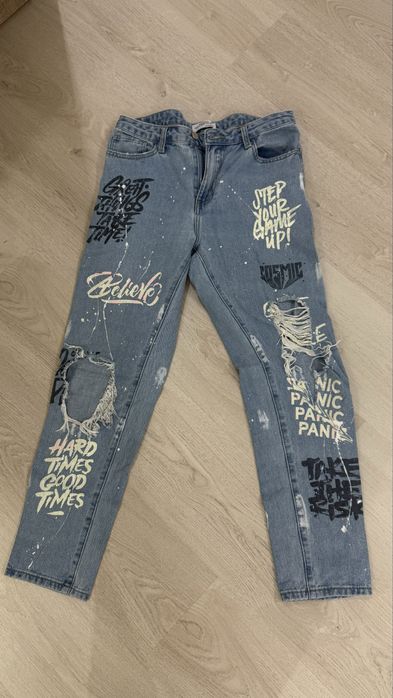 Размер S-M ..  5 евро ,7 евро.Носени само няколко пъти