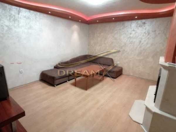 Тристаен апартамент под наем в Пловдив! 71051737