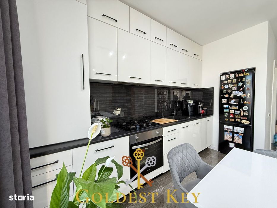 NOU - Apartament generos cu 2 camere, balcon, debara si parcare
