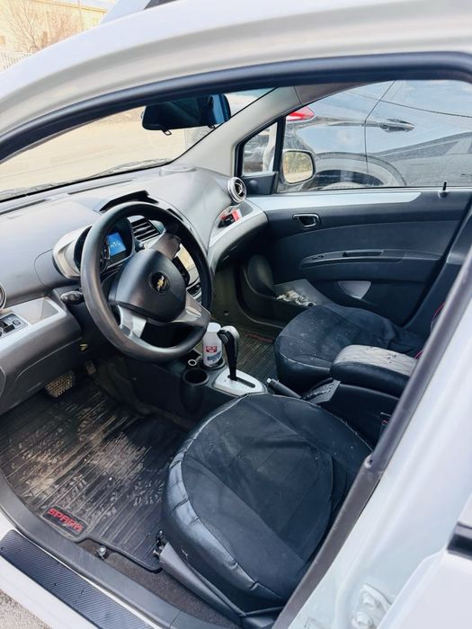 Срочно продается машина Spark 4 zavod avtomat