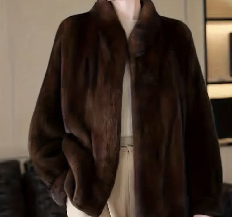 Продам новую шубу 46 размера