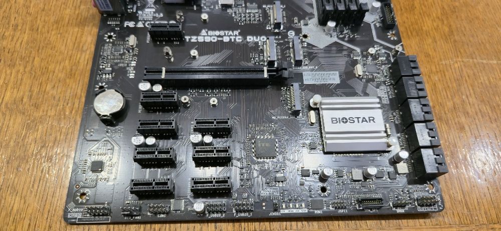 Placa de bază Biostar TZ 590 BTC-DUO