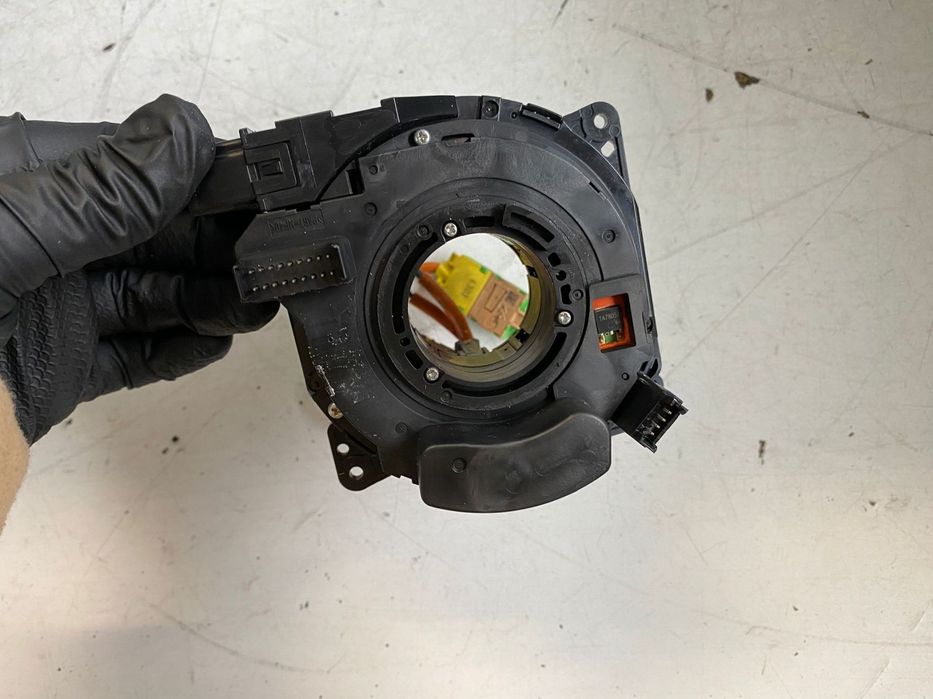 Spira volan Volvo S60 XC90 V70 XC70 2003-2007 30798167 31264468