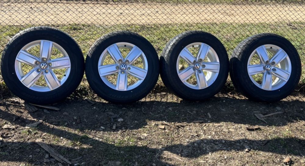 4 roți  complete NOI 255/60 R18 Bridgerstone pentru Volkswagen Amarok
