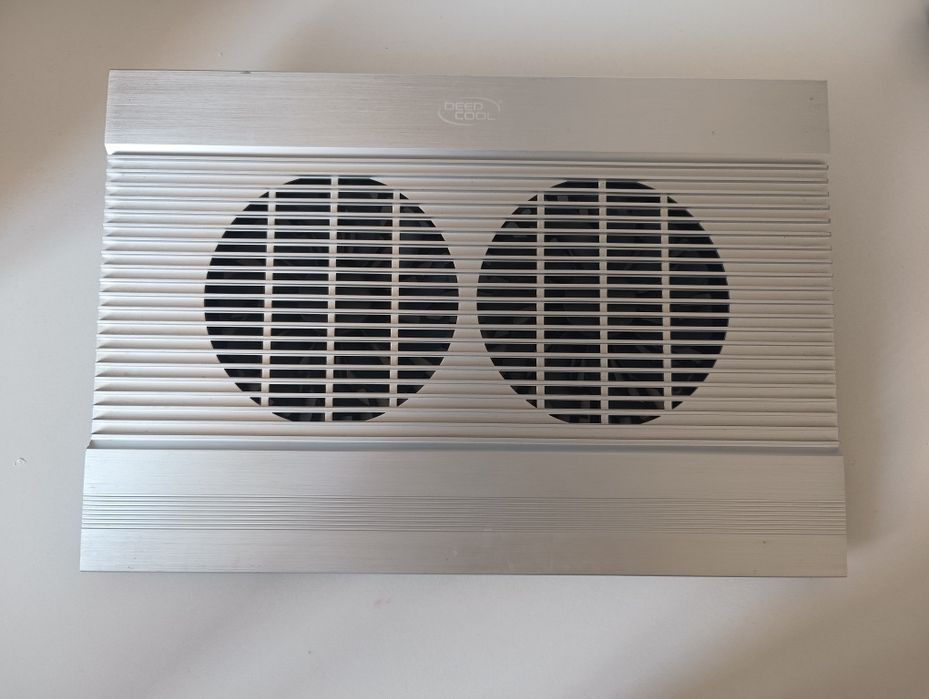 Продам охладитель ноутбука