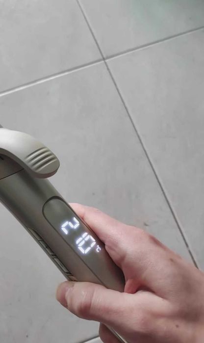 Маша за къдрене с керамично и кератиново покритие