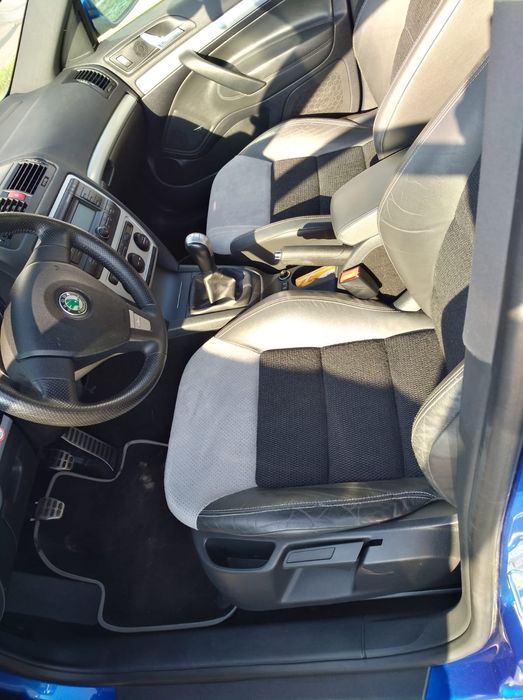 Vând Skoda octavia Vrs  2 , motor  2000cm,  an 2007 ,acte valabile  , fiscale  pe loc