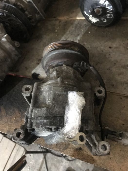 Компресор климатик тойота 2.0 Toyota D4D