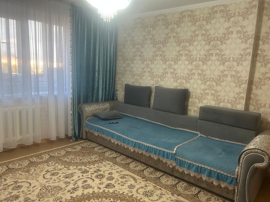 Продам квартиру 4 комнатную