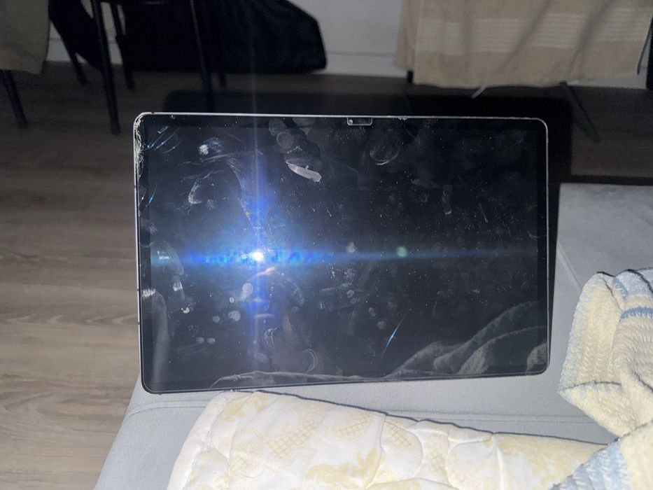 Samsung tab 7+ с чехлом клавиатурой