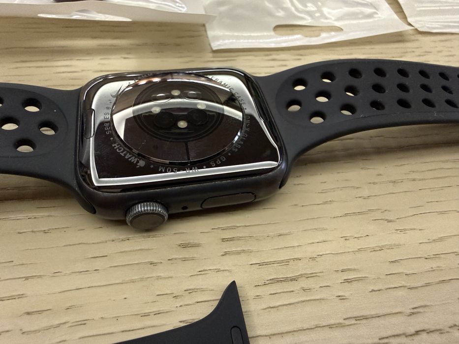Apple Watch 6 - 44 mm Nike Edition