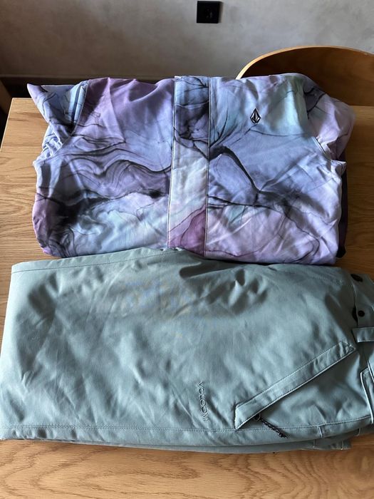 Дамско ски/сноуборд яке Volcom, размер S