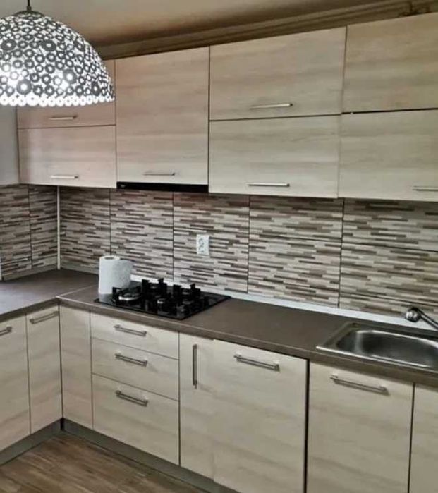 Дава се под наем Двустаен апартамент в Пловдив, Център - 43 кв.м за 193.8 € - Снимка #1