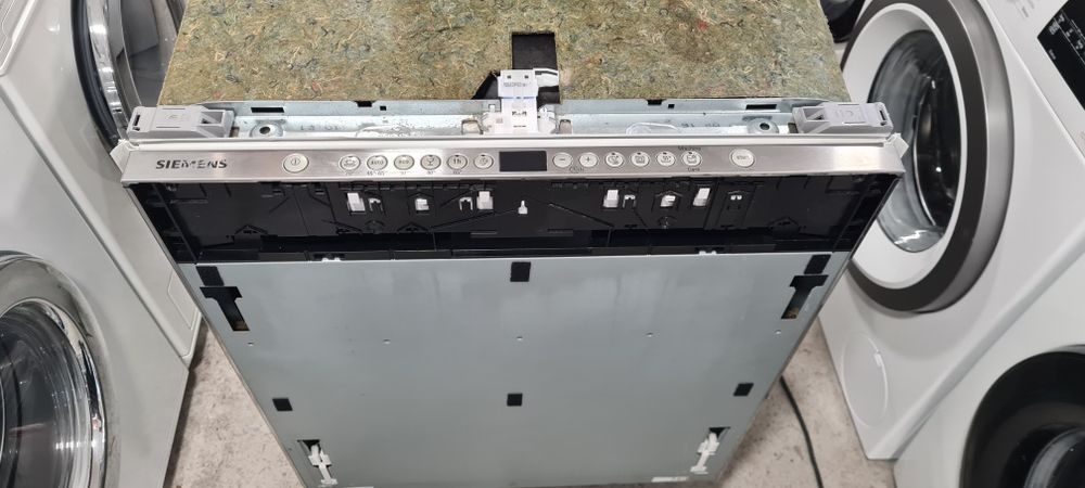 Съдомиялна за пълно вграждане 60см Siemens  14 к-та А++ XXL