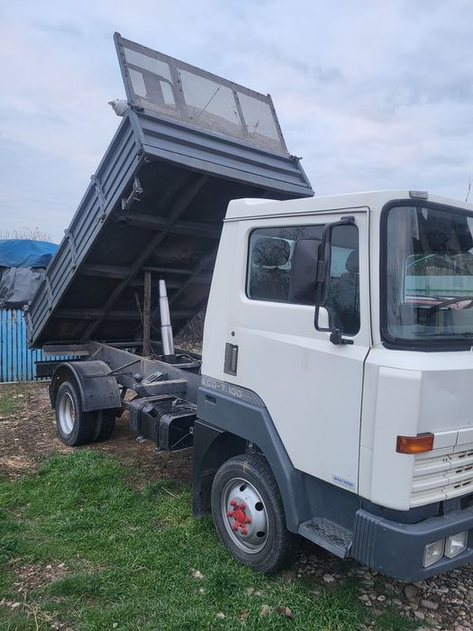 Aduc agregate de balastiera si pamant vegetal