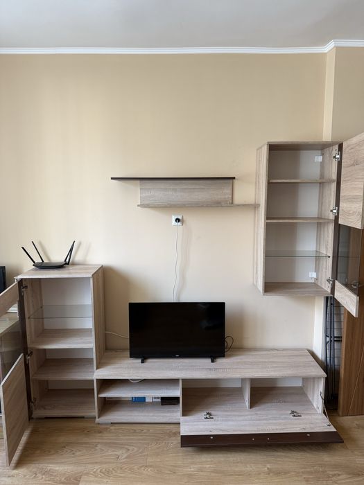 Модулна Холна Секция