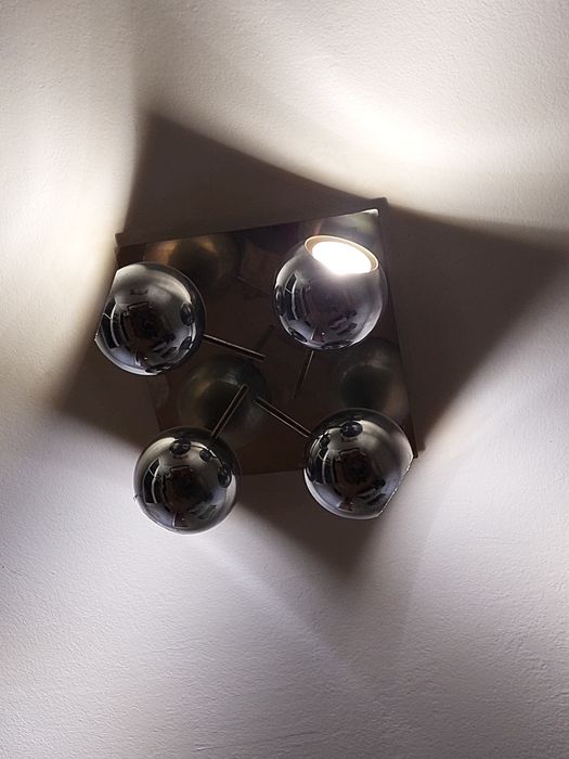 Лампа за таван с gu 10 крушка